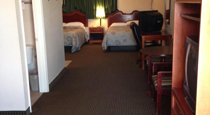 Deluxe Inn Motel Lake Charles Room photo
